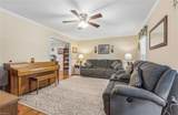 102 Edgewood Ct - Photo 7