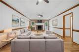 560 Denver Ave - Photo 4