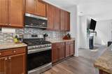 1429 Waltham Ln - Photo 21