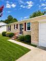 1213 Lakeview Ct - Photo 2