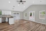 300 Fuller St - Photo 4