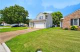 853 Yorkshire Ln - Photo 3