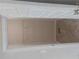 903 Lexington St - Photo 2
