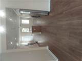 903 Lexington St - Photo 3