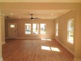 2421 Hale St - Photo 4