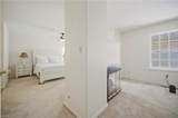 952 Gas Light Ln - Photo 17
