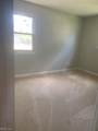 808 Weiss Ln - Photo 17