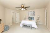 179 Herman Melville Ave - Photo 16