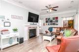 3218 Pretty Lake Ave - Photo 3