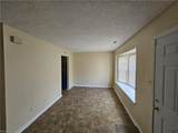 1010 Scarborough Ct - Photo 2