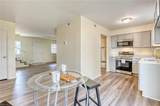833 Hampton Ave - Photo 10