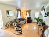 321 Bruce St - Photo 6