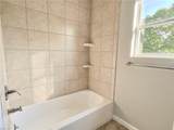 1008 Rowe St - Photo 23