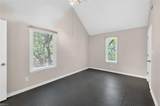 2101 Woodlawn Ave - Photo 20