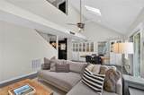 2101 Woodlawn Ave - Photo 6