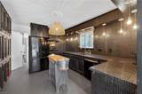2101 Woodlawn Ave - Photo 9