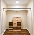 1040 30th St - Photo 18
