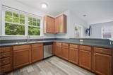 912 Southmoor Dr - Photo 3