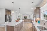709 Crestfield Dr - Photo 11