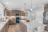 709 Crestfield Dr - Photo 9