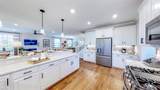402 Middleton Way - Photo 19