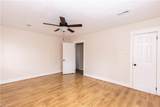 104 Schenck Dr - Photo 18
