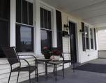 1222 Jackson Ave - Photo 2