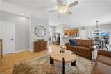 719 9th St - Photo 5