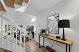 976 Kela Cres - Photo 2