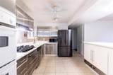 821 Greenwich Ln - Photo 15