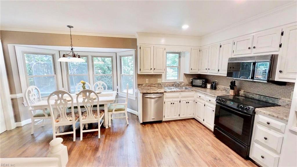 608 Sherringfield Ter - Photo 1