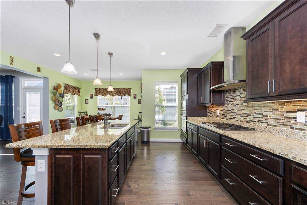 672 Baker Loop - Photo 1