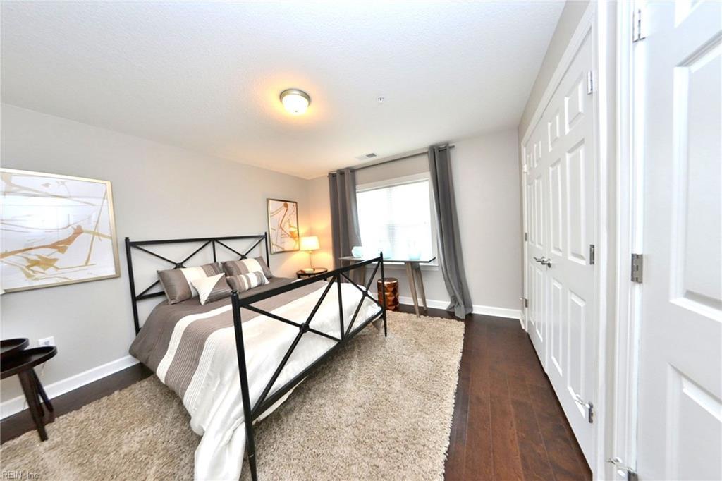 1016 Thoroughgood Way - Photo 1