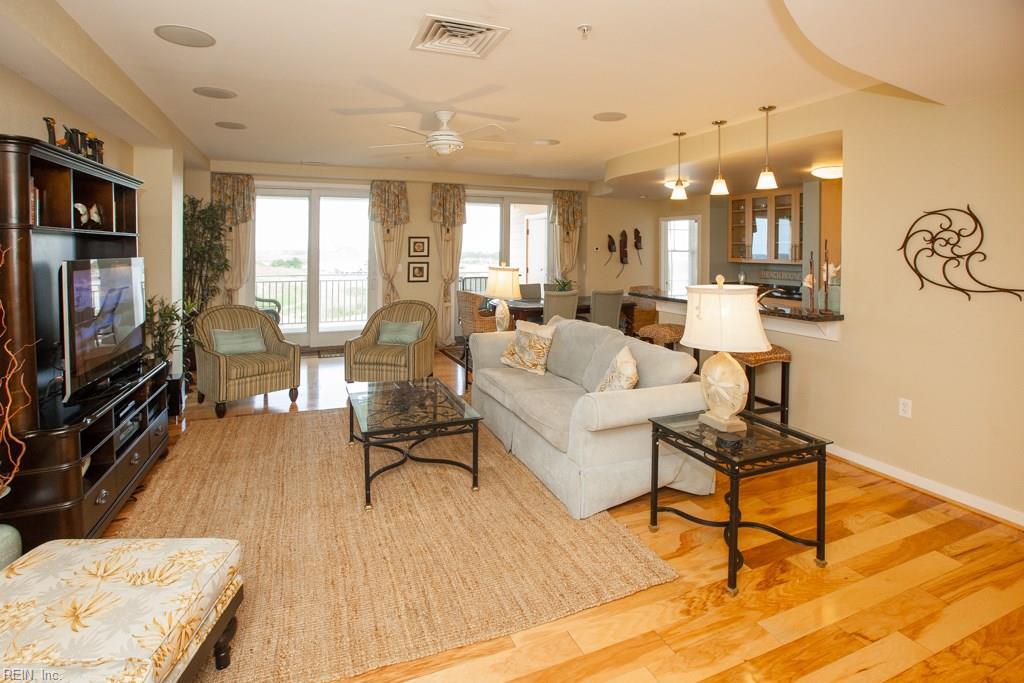 3738 Sandpiper Rd - Photo 1
