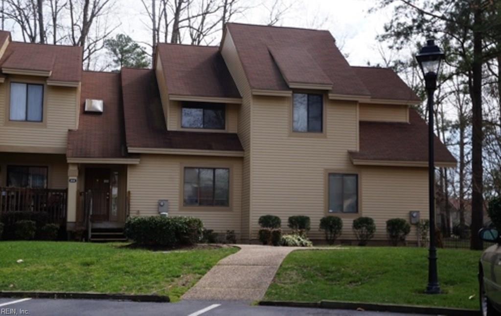 212 Bridgewater Dr - Photo 1