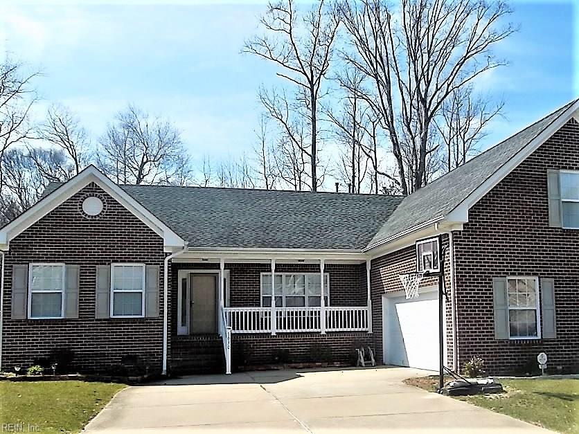 1030 Cathedral Dr - Photo 1
