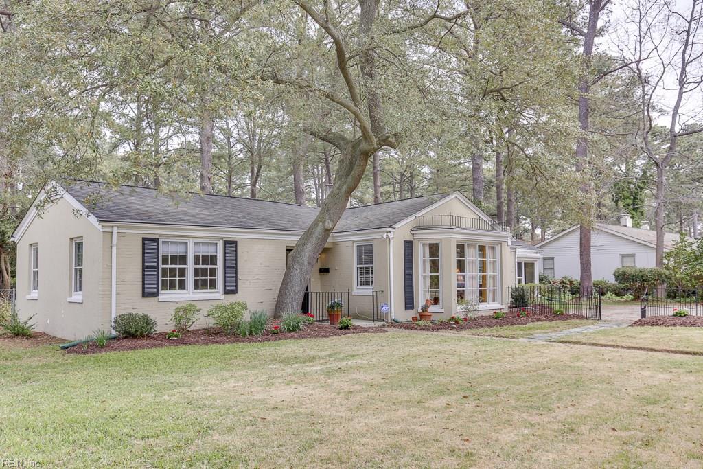 1410 Willow Wood Dr - Photo 1