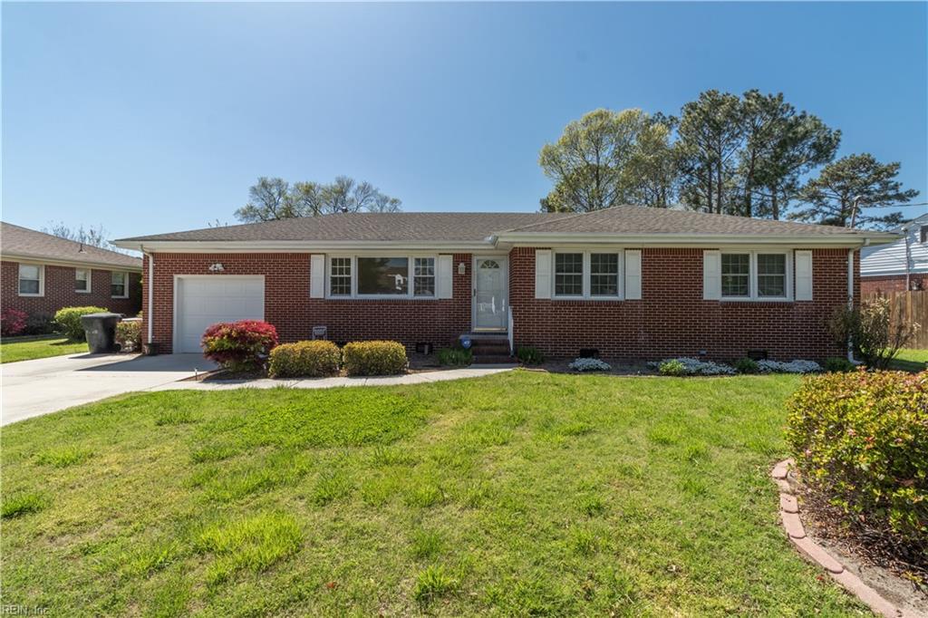 4633 Miles Standish Rd - Photo 1