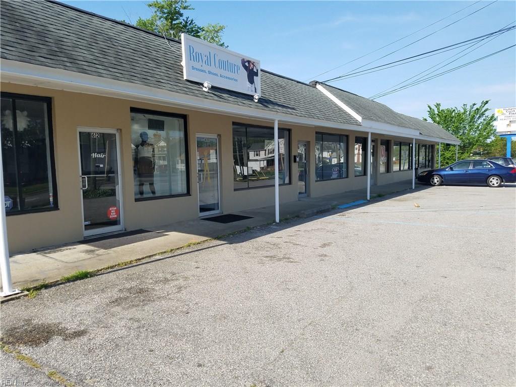 604 East Pembroke Ave - Photo 1