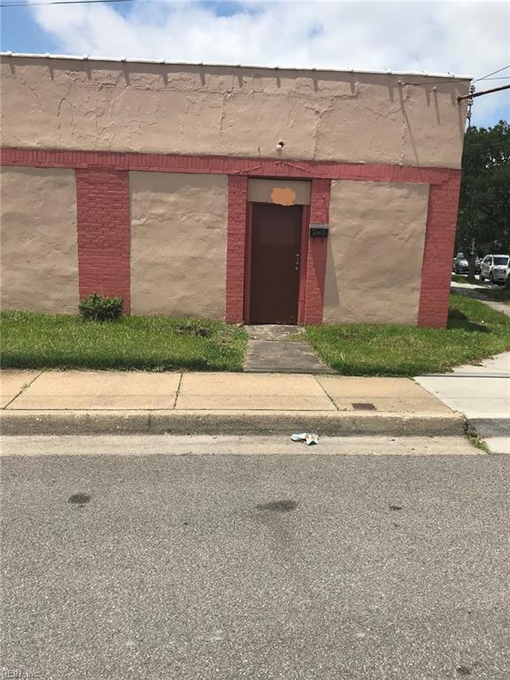 1825 Tidewater Dr - Photo 1