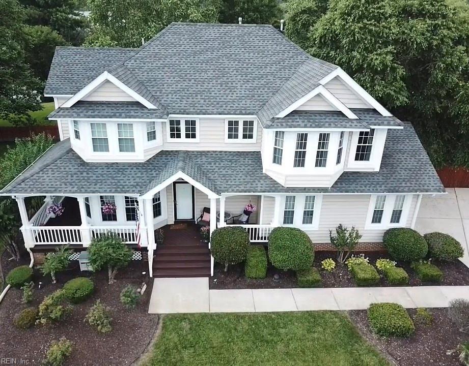 601 Ivanhoe Ct - Photo 1