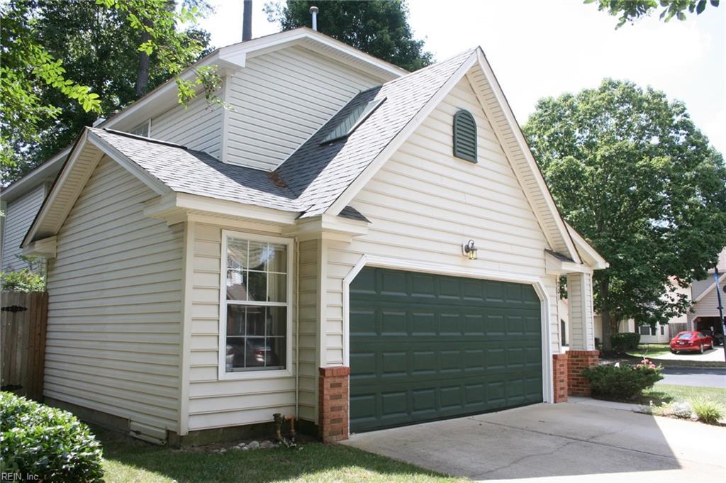 701 Stonegate Ct - Photo 1