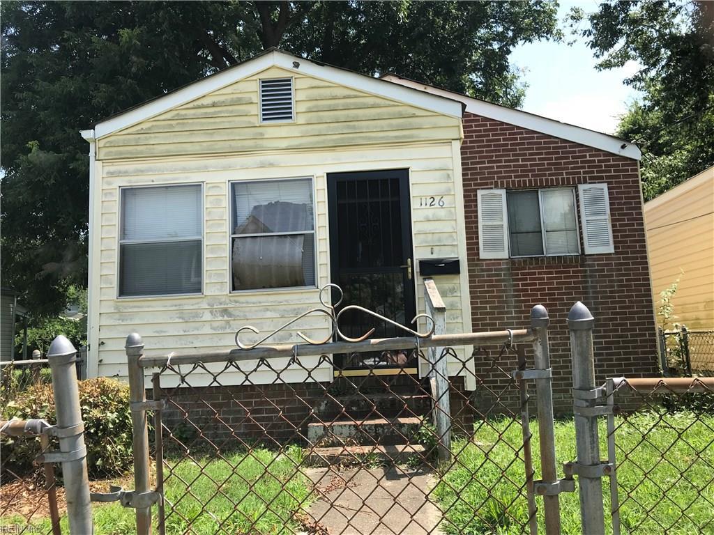 1126 22nd St - Photo 1