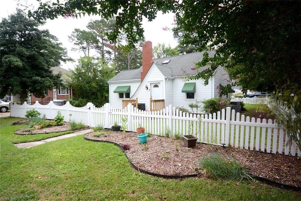 701 Bloom Ave - Photo 1