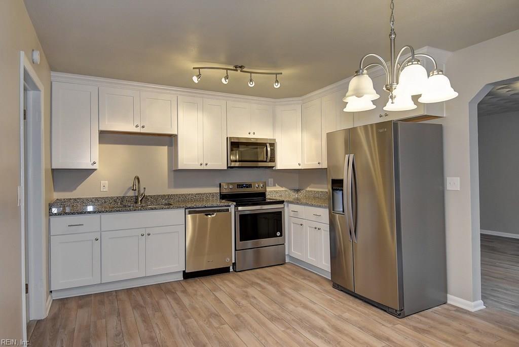 2906 Verdun Ave - Photo 1
