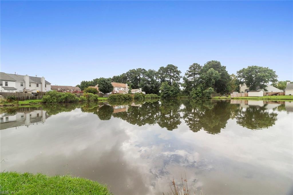 713 Goodard Dr - Photo 1