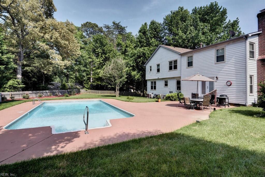 3361 New Castle Dr - Photo 1