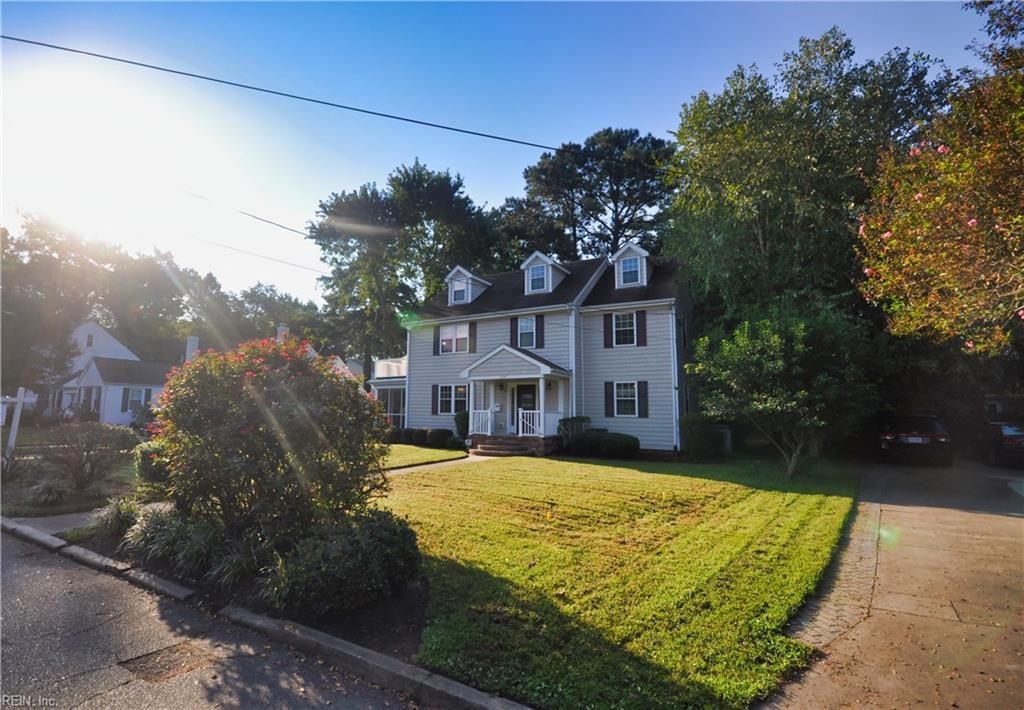 1347 Monterey Ave - Photo 1