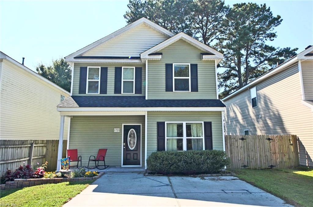1723 Fisher Ave - Photo 1
