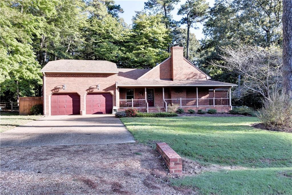 201 Mallard Ln - Photo 1